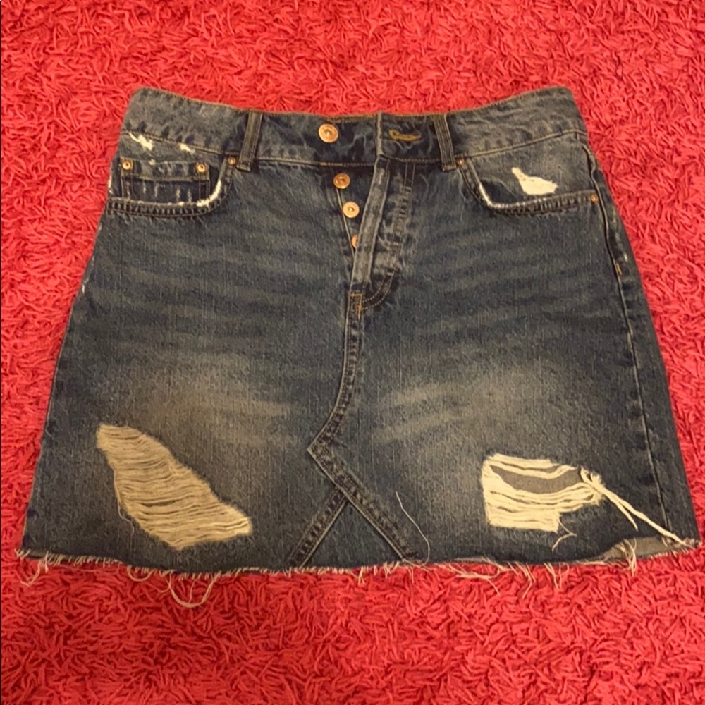 Zara Denim distressed mini skirt XS